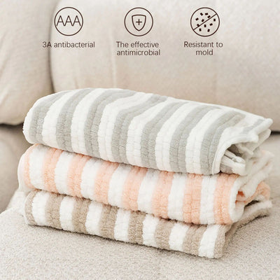 Ultra-Absorbent Quick-Drying Bathrobe
